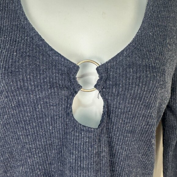 Chaser Womens Blue Ribbed Long Sleeve Top W/ Ring Detail Size S - Picture 3 of 6